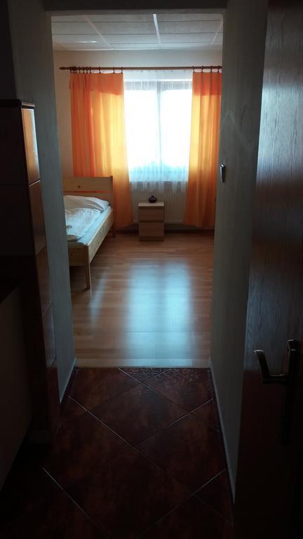 Retro Vrbovec Hotel Ngoại thất bức ảnh