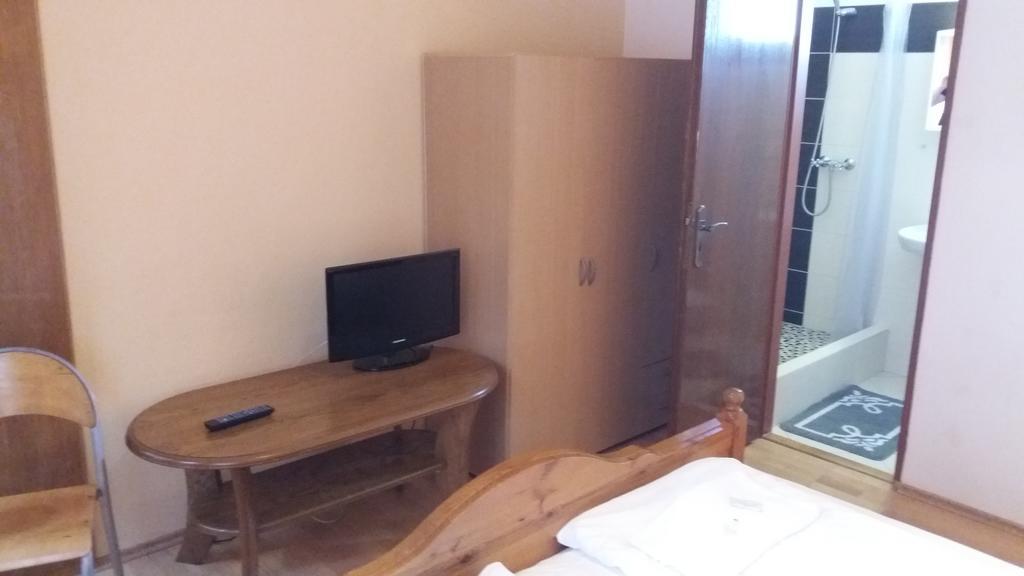 Retro Vrbovec Hotel Ngoại thất bức ảnh
