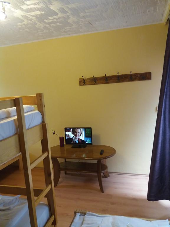 Retro Vrbovec Hotel Ngoại thất bức ảnh